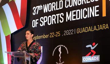 Directora general de la CONADE, Ana Gabriela Guevara, durante su presentación en el Congreso Mundial de Medicina del Deporte Guadalajara 2022. CONADE