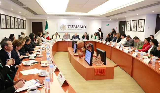 El secretario de Turismo, Miguel Torruco Marqués, presidió la Primera Sesión Ordinaria del Consejo Consultivo de Turismo (CCT) 2022.