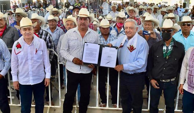 Histórico: presidente de la República firma decreto para restitución de tierras a pueblos yaquis