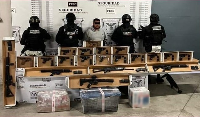 Guardia Nacional y Fuerza Estatal de Seguridad Ciudadana de Baja California, aseguran armamento y aparente fentanilo