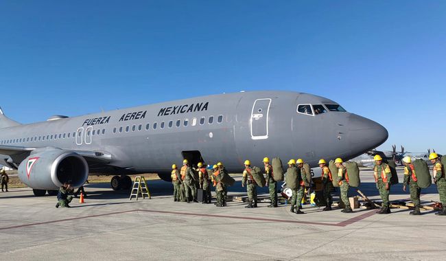 La tarde de este 5 de febrero, desde la base aérea militar de Santa Lucía, salió a las 18:00 horas una aeronave con el primer equipo mexicano, de los cuales 7 elementos son tripulación de la FAM, y se trasladará al aeropuerto Carriel Sur. 