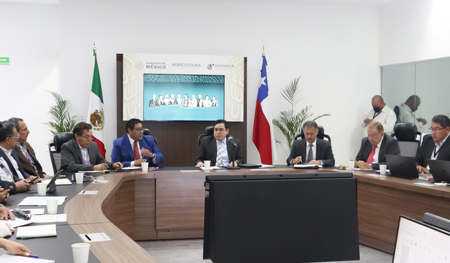 En reunión de trabajo, el director en jefe del Senasica, Javier Calderón Elizalde, sostuvo que el trabajo en las 32 entidades no sería el mismo sin el apoyo de las industrias agrícolas, pecuarias, acuícolas y pesqueras