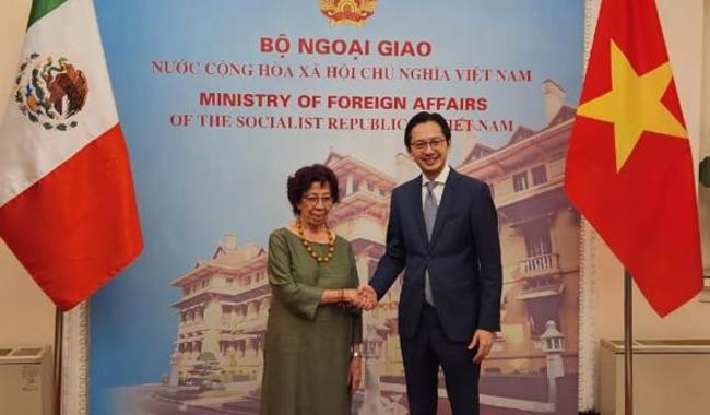 La subsecretaria de Relaciones Exteriores realiza visita de trabajo a Viet Nam