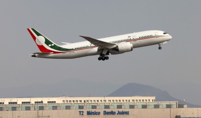 Autoridades mexicanas entregan avión presidencial a República de Tayikistán; aeronave sale del país