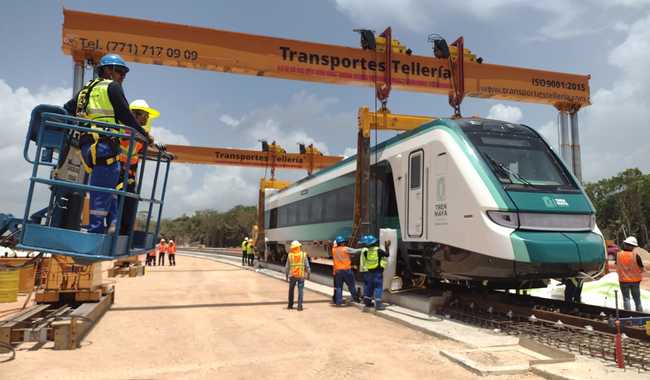 El primer vagón arribó a la cochera de Cancún el sábado 8, los otros tres, el domingo; el traslado implicó siete días por casi 2 mil km de 10 estados.