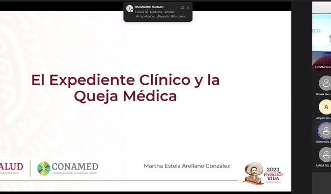 La Dra. Martha Estela Arellano comienza su ponencia hablando del expediente clínico y la queja médica