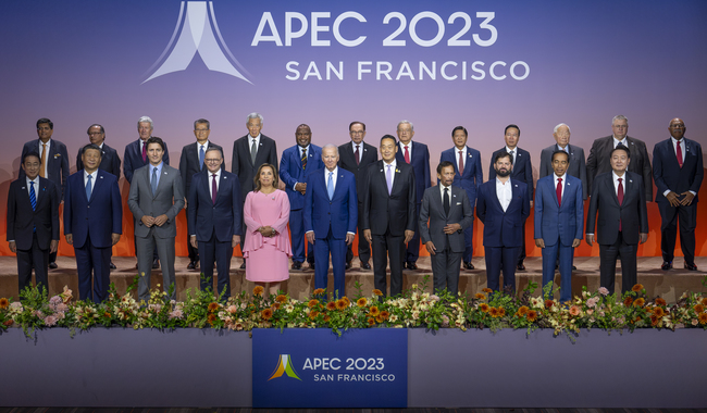 DECLARACIÓN DE LÍDERES APEC 2023
Declaración del Golden Gate, creando un futuro resiliente y sostenible para todos
 
