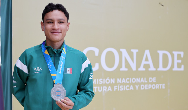 Maximiliano Ávila Sosa, medallista de los Juegos Parapanamericanos Santiago 2023. CONADE