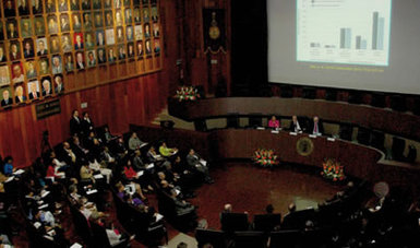 Vista panorámica del auditorio de la Academia Nacional de Medicina.