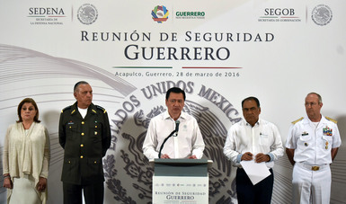 El Secretario de Gobernación, Miguel Ángel Osorio Chong, al término de la Reunión de Seguridad Guerrero, realizada en Acapulco