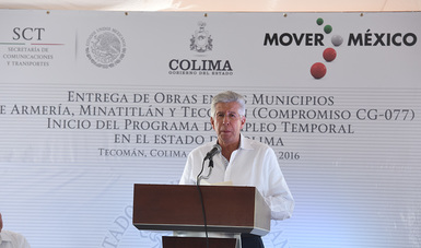 Gerardo Ruiz Esparza entrega obras en Colima