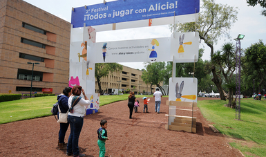 El Centro Nacional de las Artes celebrará los 150 años de la publicación de Alicia en el País de las Maravillas con los más pequeños