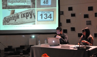
    El diseñador gráfico Manuel López Rocha presentó parte de su trabajo de soluciones tipográficas para la lengua mixe
