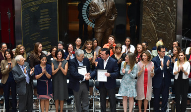 El Secretario de Gobernación, Miguel Ángel Osorio, durante la firma de convenio con la CTM en Materia de Acciones para Prevenir y Erradicar la Violencia contra las Mujeres