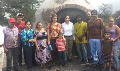 Reunión de Directora General del iNAES con empresarios sociales de Colima