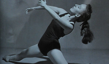 En 1948, fundó el Ballet Nacional de México, más tarde Colegio Nacional de Danza Contemporánea, con sede en la ciudad de Querétaro