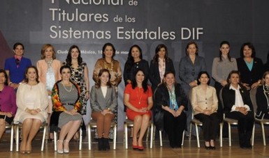 1ª Reunión Nacional de Titulares de los Sistemas Estatales DIF.
