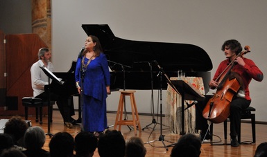 La noche del 29 de julio, la cantante con más de 50 años de trayectoria, ofreció el recital Matices del amor, integrado por composiciones de música popular, romántica y clásica contemporánea