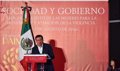 El Secretario de Gobernación, Miguel Ángel Osorio Chong, durante la clausura del foro Sociedad y Gobierno: Empoderamiento de las Mujeres para la Prevención.