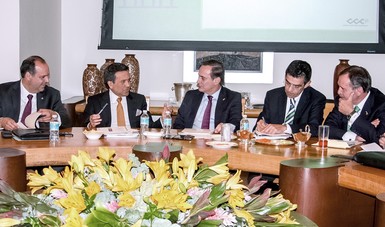 Ildefonso Guajardo Villarreal sostuvo un diálogo con la Comisión Ejecutiva del CCE