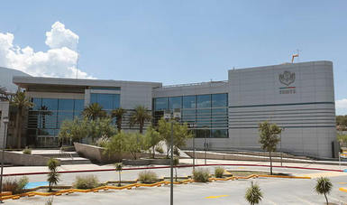 Entrega Reyes Baeza Hospital del ISSSTE inconcluso desde la pasada administración y anuncia uno nuevo para Torreón.
