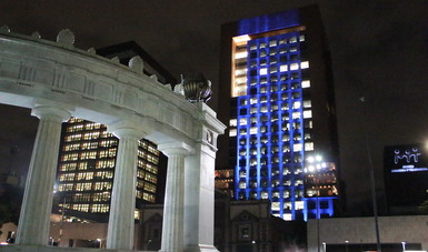  La Cancillería se ilumina con los colores de la ONU en su 71 aniversario 