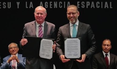 La Agencia Espacial Mexicana (AEM), organismo descentralizado de la Secretaría de Comunicaciones y Transportes (SCT), firmó dos convenios para el impulso de la industria espacial en Querétaro.

