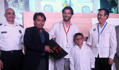 Ceremonia de entrega al Premio al Mérito Ecológico 2016.