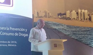 Dr. José Narro Robles.