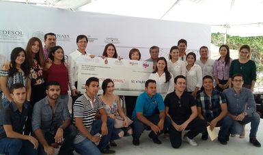 Beneficiarios del INAES en la Expo de Economía Social en Sinaloa