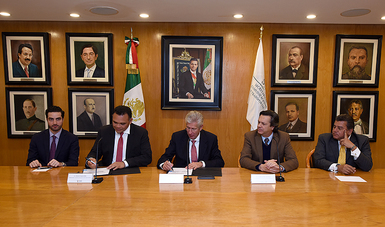 Firman SCT Y gobierno de Yucatán Acuerdo de Colaboración para ampliar Puerto Progreso