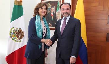 El Secretario de Relaciones Exteriores de México sostiene reunión bilateral con la Ministra de Relaciones Exteriores de Colombia

